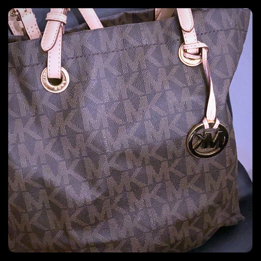Michael Kors tote
